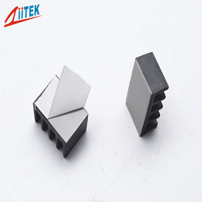 Θερμική Επένδυση Σιλικόνης που Προσφέρει Αντιοξείδωση, Υψηλή Μόνωση & Γρήγορη Απαγωγή Θερμότητας για Διακομιστές Τεχνητής Νοημοσύνης