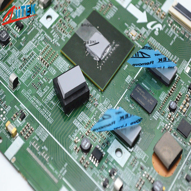Απομόνωση Σιλικόνης Θερμικό Pad 8.0W Θερμικό Γεμτικό Τρύπου ψύξη Pad 2mmT Για EV μπαταρία