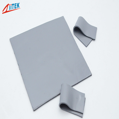 8.0W Ελασμα σιλικόνης απαγωγής θερμότητας Air Gap Filler Thermal Pad 1.5mm Θερμικής μεταφοράς σε ρολό για ιατρικές συσκευές